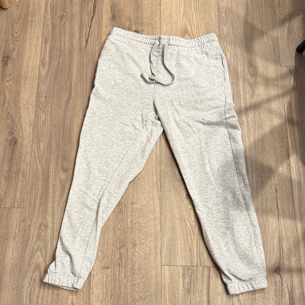 No Boundaries Men’s Gray Sweatpants